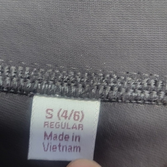 Carhartt Black Utility Pocket Leggings - Picture 2 of 2